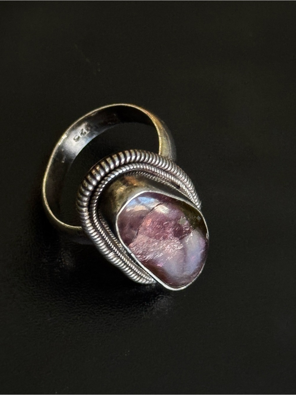 Vintage 925 Sterling Silver Purple Amethyst Quartz Statement Ring - Picture 2 of 3